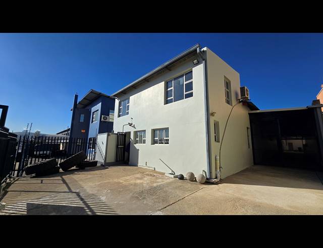 680M² WAREHOUSE TO LET IN SEBENZA